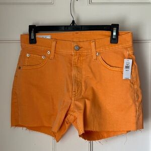 NWT GAP low stride shorts orange 25/0R
